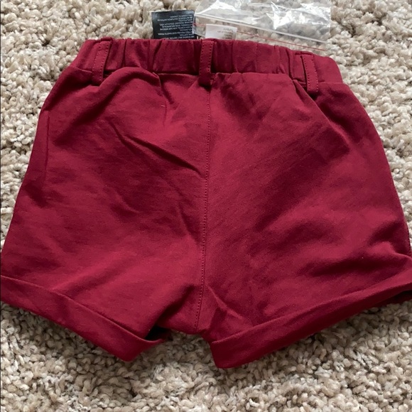 NWOT H&M burgundy shorts 12-18m w brown belt - Picture 4 of 4